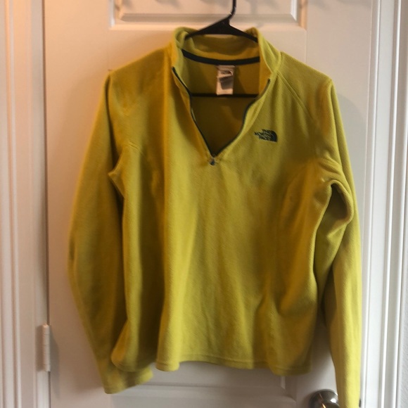 Half zip NorthFace - Picture 1 of 4